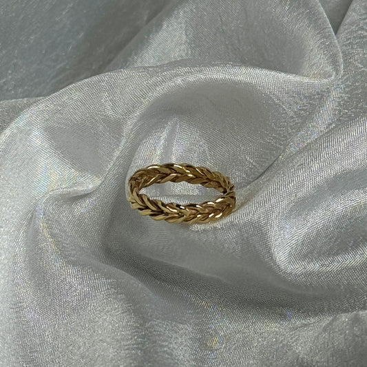 Braided Ring *Size 6.5*